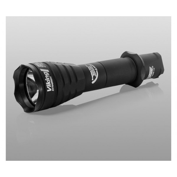 Тактический фонарь Armytek Viking (белый свет)