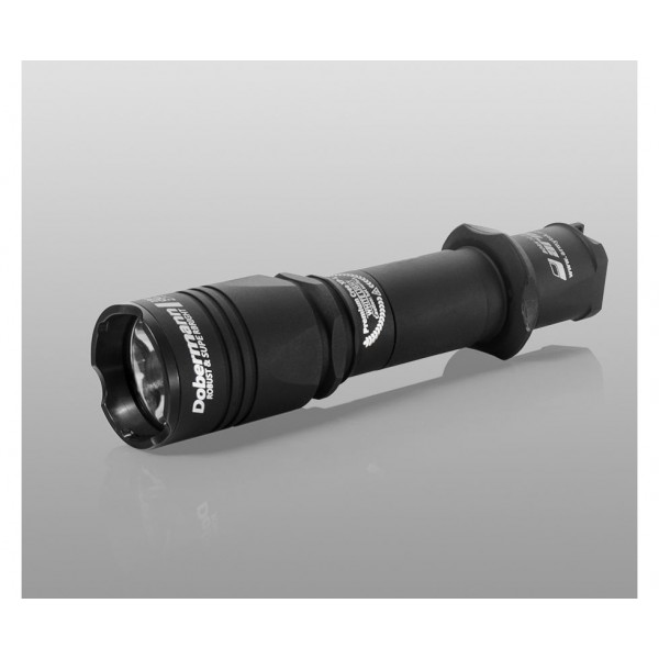 Тактический фонарь Armytek Dobermann (теплый свет)
