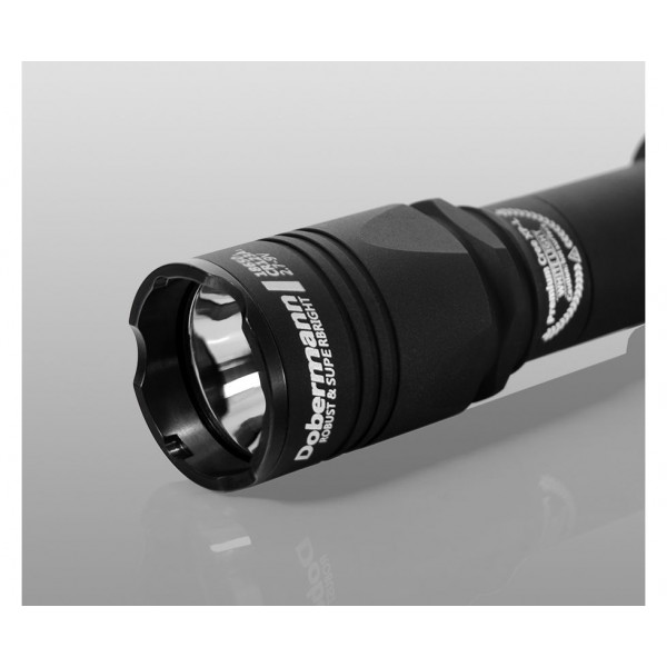 Тактический фонарь Armytek Dobermann (теплый свет)